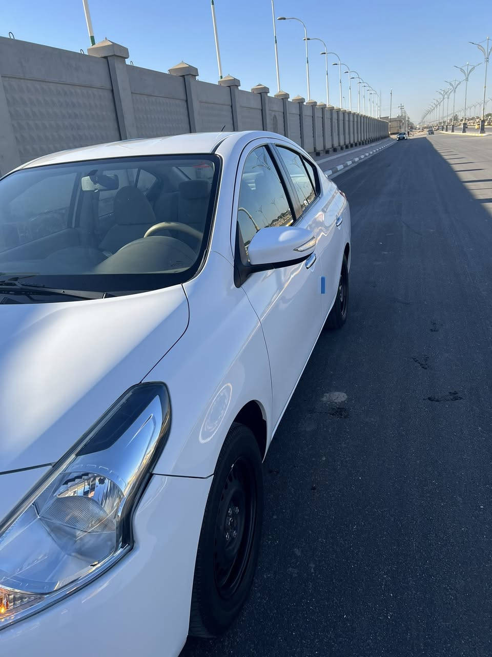 سلام عليكم 
للبيع  نيسان سني ٢٠٢٣ رقم بابل الدولي تحويل مباشر 
مكفوله كفاله عامه من صبغ وضربه وتبديل فقط تكحيل بالدعاميه وكلش جديده السياره استخدام شخصي 
مواصفات فول مال سني 
شاشه وكامره
 اربع جام كهرباء 
تبريد قطعتين
داخل بيجي  
ماشيه 47 الف كيلو 
عنواني كربلاء   
السعر  122 ورقه وبيها مجال 
***********
