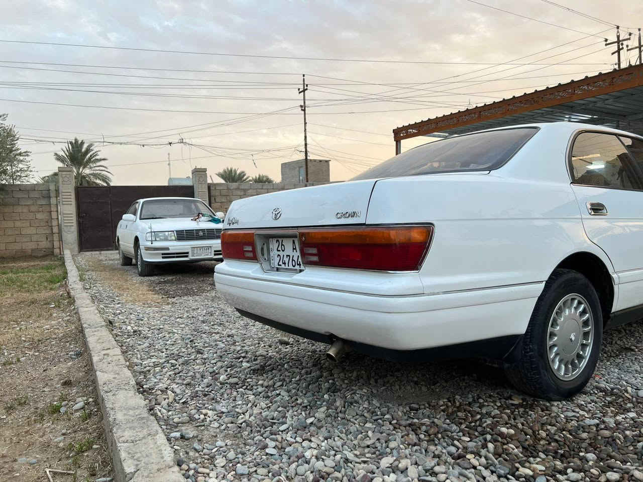 السلام عليكم سياره بطه منفصل للبيع موديل 1993 رقم صلاح الدين دولي بسمي 
محرك كير 3000 شرط تدفئه تبريد شرط 
صدر تايرات كلو نضيف بدون صبغ بدون كص شرط سعر 72 وبيها مجال قليل
اتصال ***********
