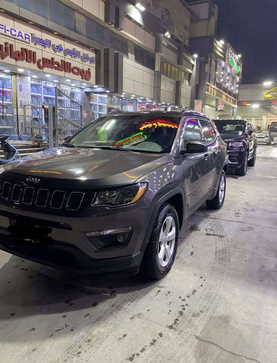 سلام عليكم جيب كومبارص للبيع 2018 رقم بصره تحويل ثاني يوم فول مواصفات عدى الفتحة  اي أستفسار تصال ***********
