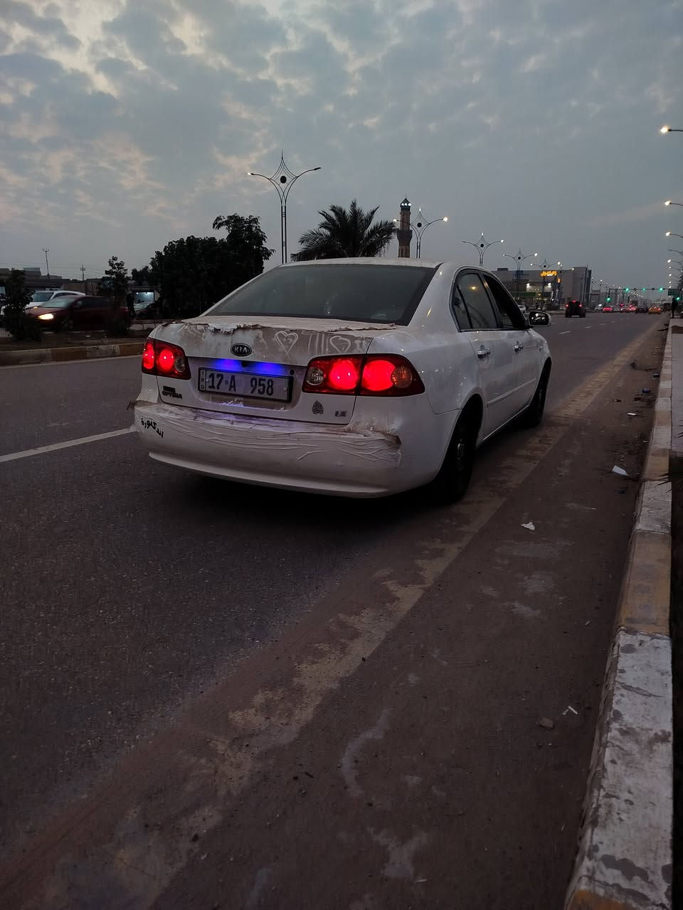 لبيع اوبتيمه 8خليجي كفاله من الضربه وتبديل كير عادي مكينه 2000 تخم تاير حداديه جاهزه ناصريه الستفسار ***********
