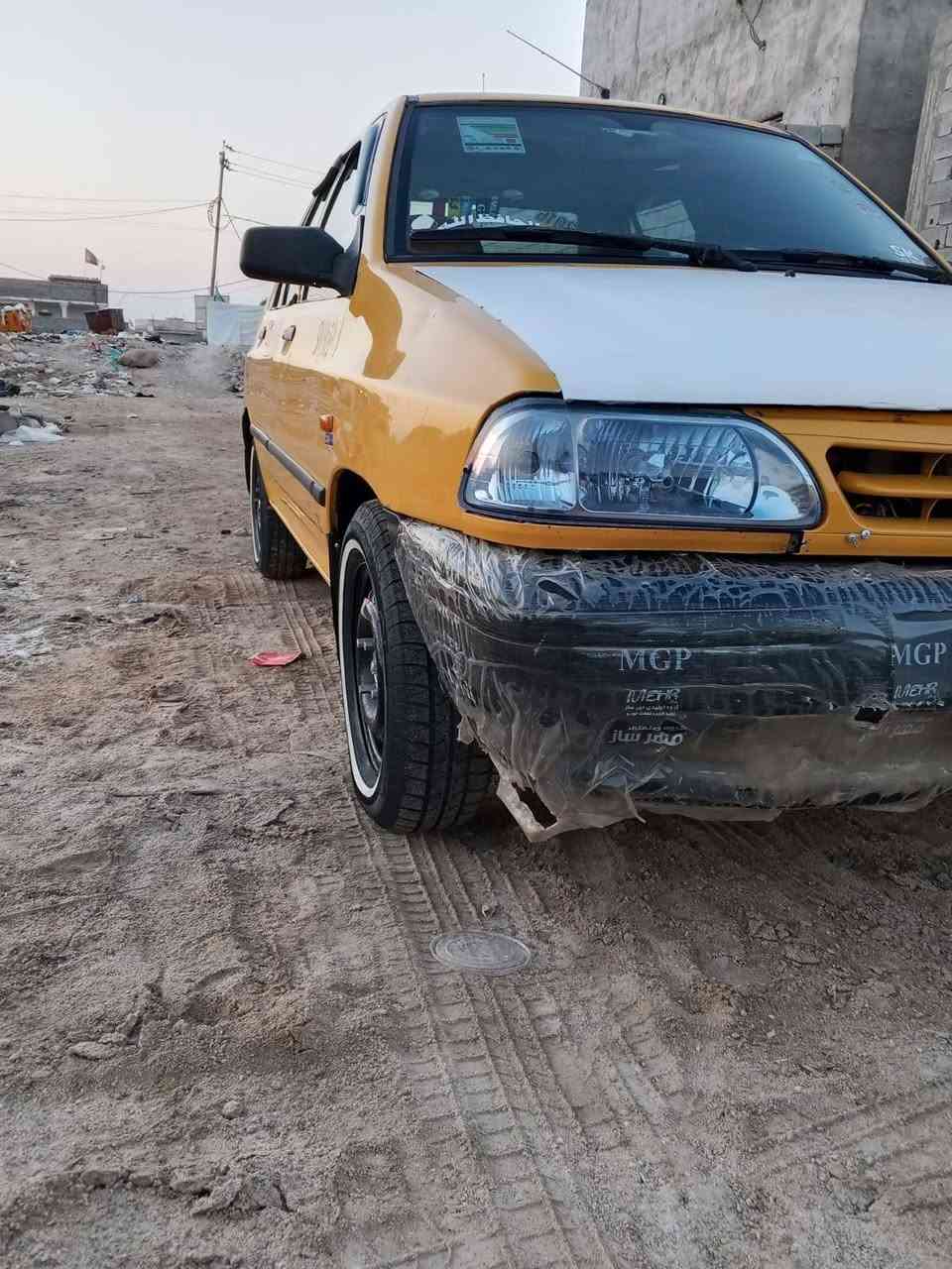 سلام عليكم سياره للبيع سايبه مديل 16 تخم تاير جديد كهربائيات شغاله حداديه جديده سعر 22 بيه مجال شي قليل مستعجل على بيعته محتاج مكاني بصره كرمه علي الشراي يجي خاص رقم ***********
