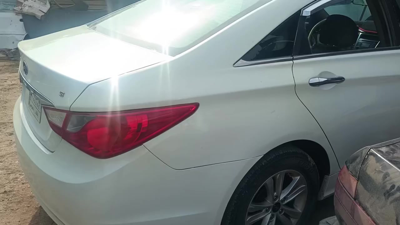 السلام عليكم سوناتا للبيع موديل ٢٠١١ بيها صبغ حزام بدون حادث اثر الصبغ لونها صوفر اكفلك من الكلبه والكصه والعيب الشرعي سعر ٩٣ وبيها مجال ماشيه ١٥٠ الف حقيقي امريكي مكينه جي دي اي ناعمه وحلوه  تبخير ولا نواقص جهازه ع اخر حبايه كير مكينه تخم تاير بالجيس مستعجل ع بيعتها  العنوان الحلة منطقه المعيميره قرب البوابه الجديده
للاستفسار اكثر هذه الرقم ***********
