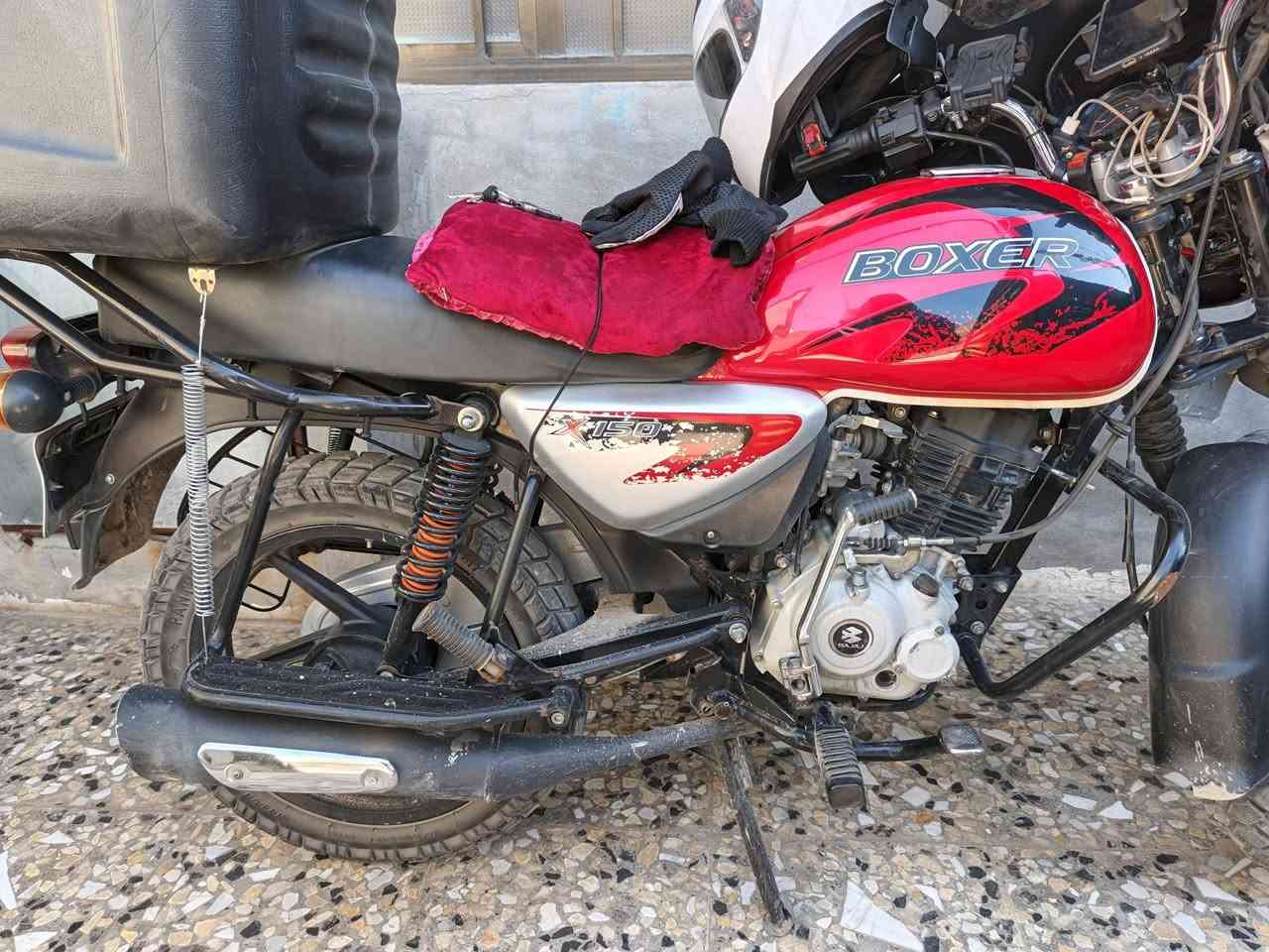 السلام عليكم شباب الدراجه موديل 23 سنوية بأسمي تحويل شوكت مايعجبك سعرها 2200 وبيها مجال للعلم بيها خيط بدايته الشراي يخابر أو واتساب *********** واذا اكو مراوس وانطي فرق عادي
