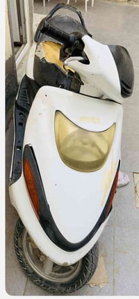 السعر ١٧٥ وبيها مجال نقصها فقط تبديل تاير وتلبيسة كشن  متواجد فقط واتس...