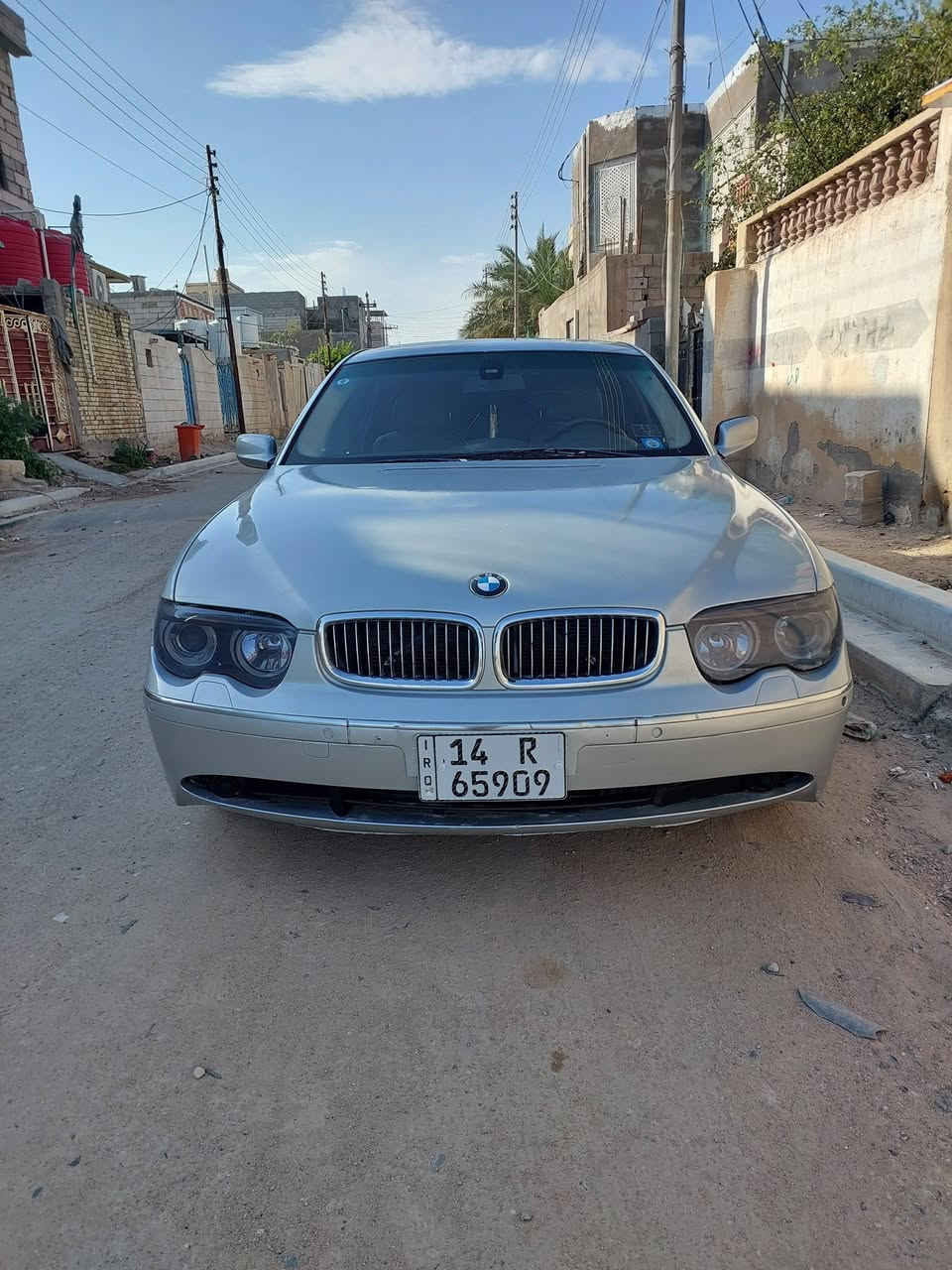 سلام عليكم بي ام 2003 باخره 730 6 لسندر N52 مسكر دبل فانوس محرك فقط لاستيك ولف يعني تنقص سيارة يحتاجله صبق عام  باقي سيارة جاهزه بسمي تحويل ثاني يوم سعر 85 
او مراوس مكاني البصرة زبير رقم لهاتف ***********
