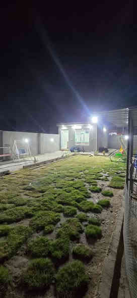 قطعة ارض للبيع 
مساحة ٢٠٠م عرض الشارع ١٥م
رقم القطعة ١٢٨٦٢
الموقع تكريت حي الزهور الخامسه
القطعة مسيجة بالكامله وفي داخلها (حديقة مع غرفة مؤثثه مع اقفاص)
السعر ١٠٥ 
للأستفسار ***********
