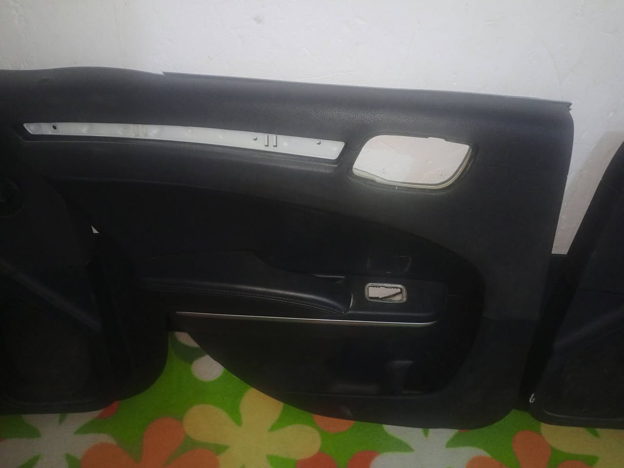 السلام عليكم شباب بطاين وباما بالجيس جدد وكشنات جارجر مخمل جدد ومدوشمات دوشمتهن شويه تعبانه والدشبول جديد بس شويه بي كسر بسيط مكاني بغداد الشعله ***********
