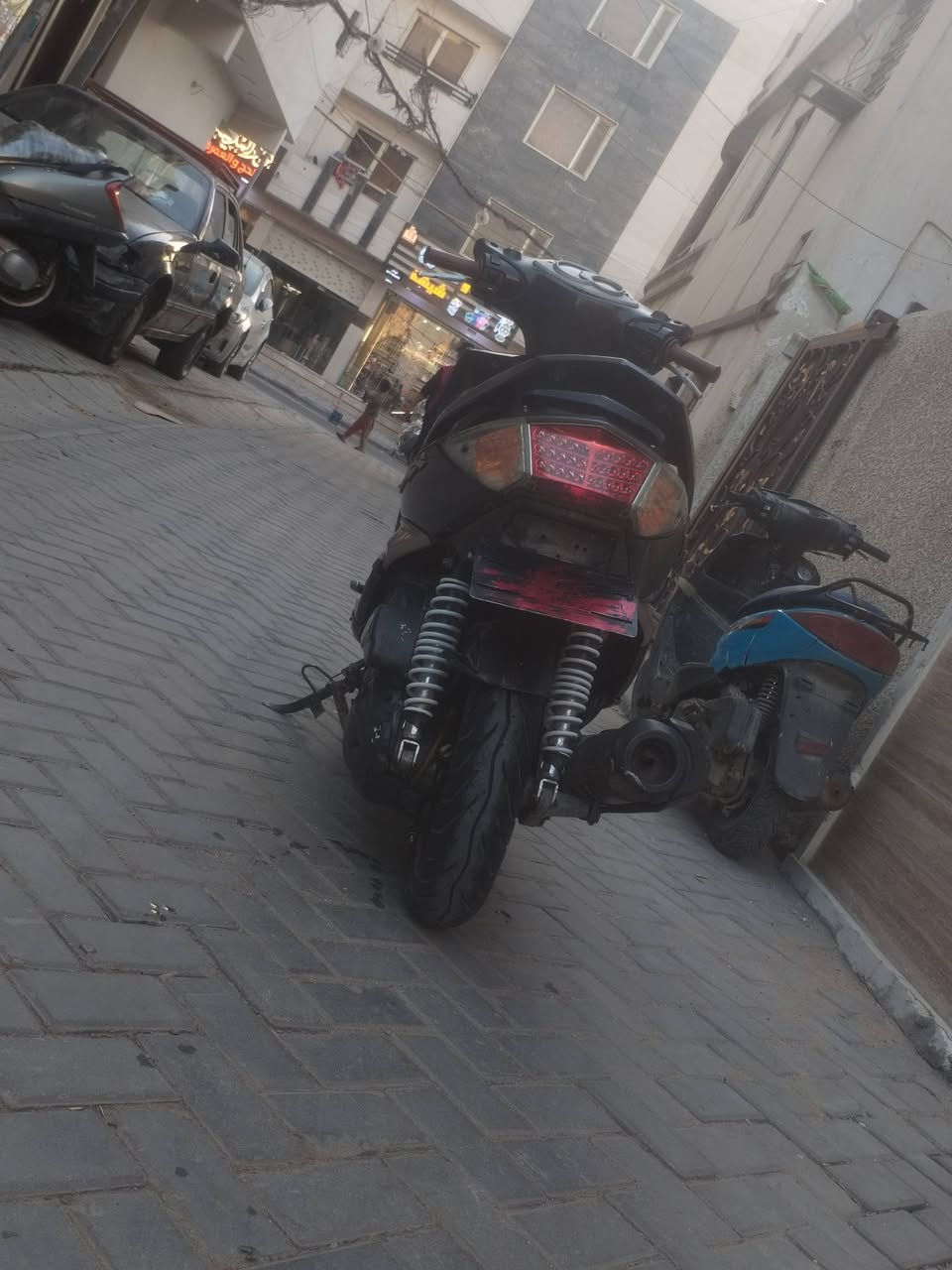 سلام عليكم
سكنس فحل نوزل للبيع
دراجه نكره تخبل وشلعه ومعدل
نوزل جديد فيتبم جديد بلك جديد
اشاير شغالات
بس البجم والعداد تعبانات والدراجه مبدله زنجيل

سعر 650 بيه مجال بسييييط تواصل واتساب ***********
