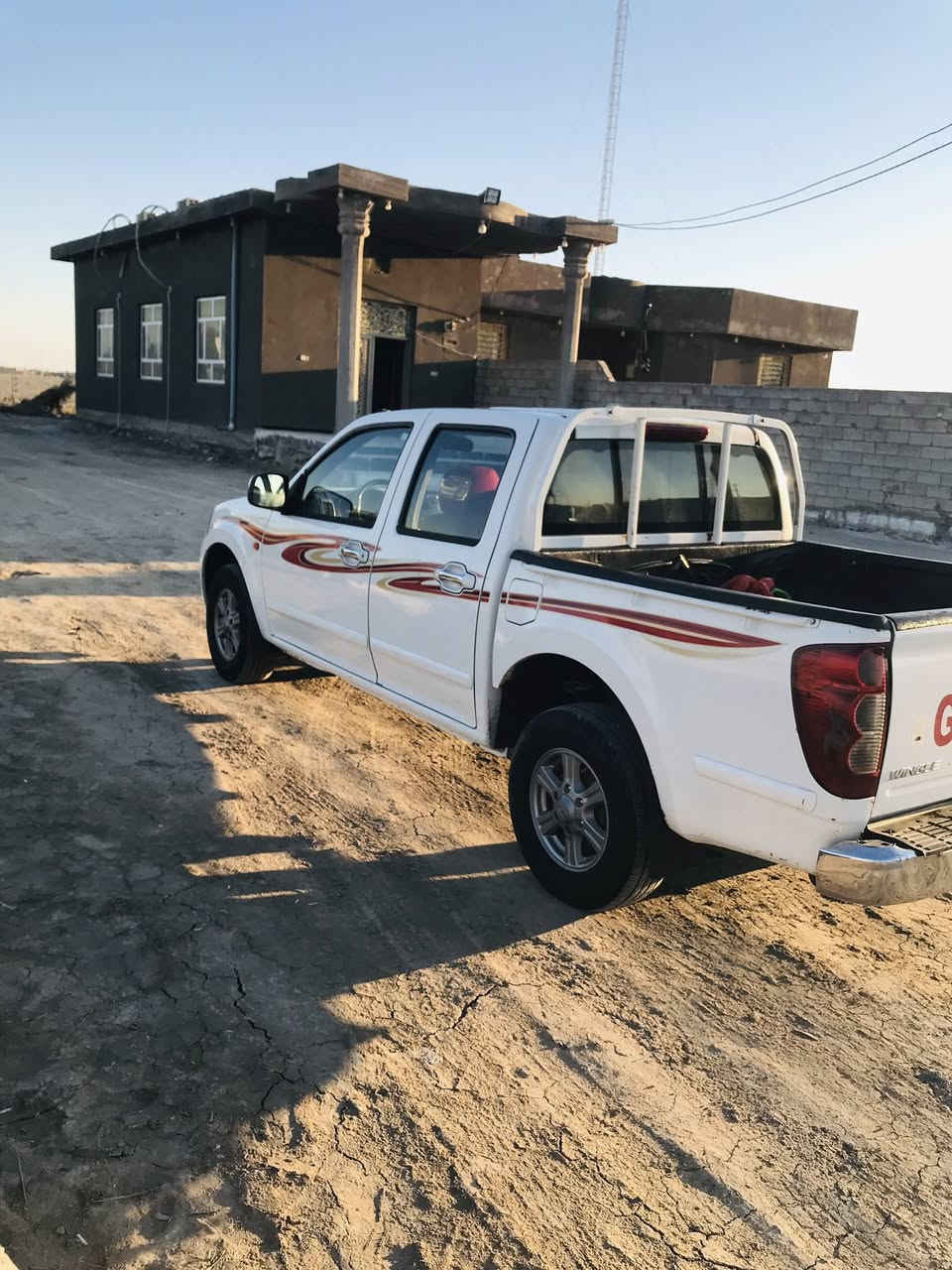 سلام عليكم كريت ويل موديل 2015 رقم مثنى بسمي سنويه جديده لي 2027 سياره كفاله عامه لا ضرب لا صبغ لا خياس سياره جاهزه مكينه كير حداديه تخم تاير جدد المكان السماوه لستفسار ***********
