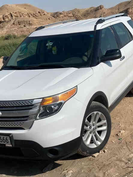 سلام عليكم للبيع فقط فورت اكس بلور 2013سياره خليجية مكفوله من الحادث والصبغ بيه فقط بارد بالباب مكان بسيط بكد شبر مكينه6/ 3500مبدل بيه فقط واتر بام
سنويه جديده رقم انكليزي تحويل ثاني يوم 
سياره كلشي بيه بلادي تخم تاير جديد سياره مال جناي ما متعوبه السعر 165وبيه مجال ***********
***********
