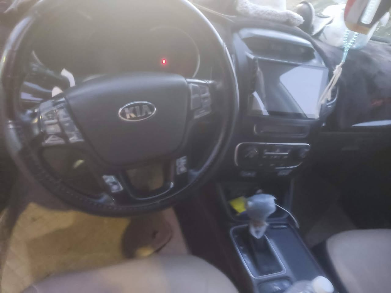 كيا سورنتو موديل 214 رقم بغداد انكليزي بأسمي
كيا سورنتو موديل 214 رقم بغداد انكليزي بأسمي

السيارة فول فول فول 1/1 

7 راكب 

6 سلندر

بصمة 

3 قطع تبريد

كشن كهربائي

تدفئة تبريد بلكشن

مري شفط

شاشة كبيرة كامرة دوارة

حساسات خلفية وجانبية

حاكية تحكمات 

بانوراما 

اشاير بلمري

كاعية صندوك جلد

وهواي بعد بيهة مواصفات

شرط المكينة على البلاد ما مفتوح بيهة برغي 

كير محرك صدر تدفئة تبريد كلة مكفوول

مكاني ديالى بعقوبة *********** 

السونار مرفق مع الصور
السعر 195 وبيهة مجال
