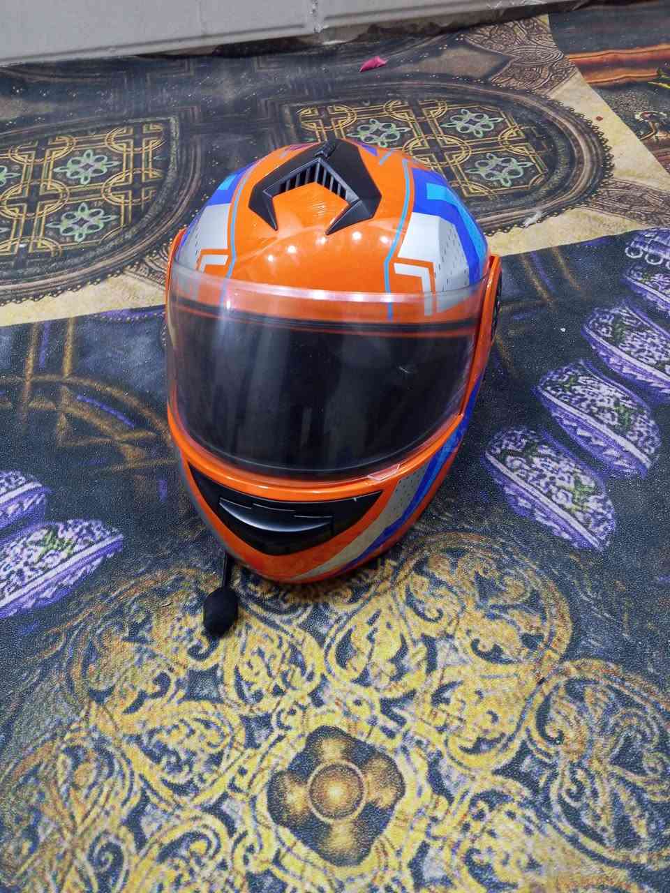 سلام عليكم شباب لبيع ما صلي هواي من مشتره بيه ميك وسمعه داخليه بلاتوت هذه رقمي ***********
