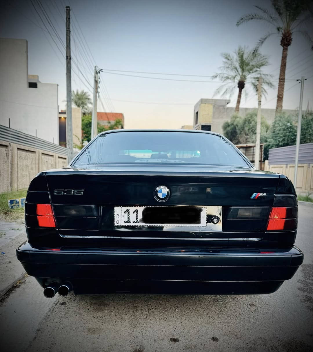 السلام عليكم للبيع بي ام حجم 535 مديل 90 سياره نظيفه وكامله من الدعاميه للدعاميه داخل وخارج تبريد ثلج گير ومكينه 3.5 مفتوح شلعه ومعدل سياره ما ناقصها شي هزه جديده سنويه لل27 السعر 78 وبيها مجال المكان بغداد حي الجهاد الأطباء الأتصال ع الرقم ***********
