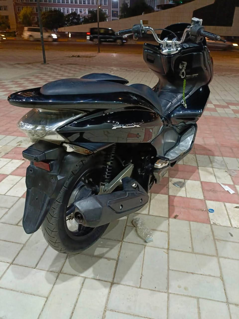 سلام عليكم PCX ياباني jf
جيل الاول مكفولة كفاله عامه مكينه ناعمه بلادي علفحص شلعه معدل فول اوراق موجوده السعر مليون او 250 بيها مجال مكاني بغداد الكرخ ***********
