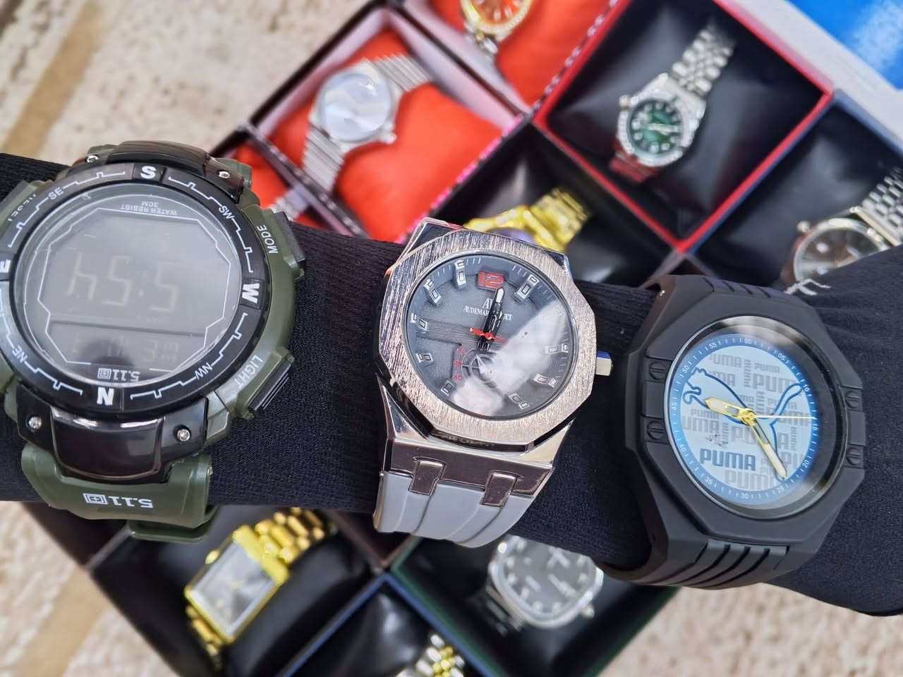 السلام عليكم من رخصه الادمن 
 صعدو المنشور اخذت بضاعه بلدين ابيعها ساعات رجالية ونسائية


**إذا كنت صاحب هذا الإعلان وتريد حذفه لأي سبب، رجاءا أرسل رسالة إلى الدعم الفني**