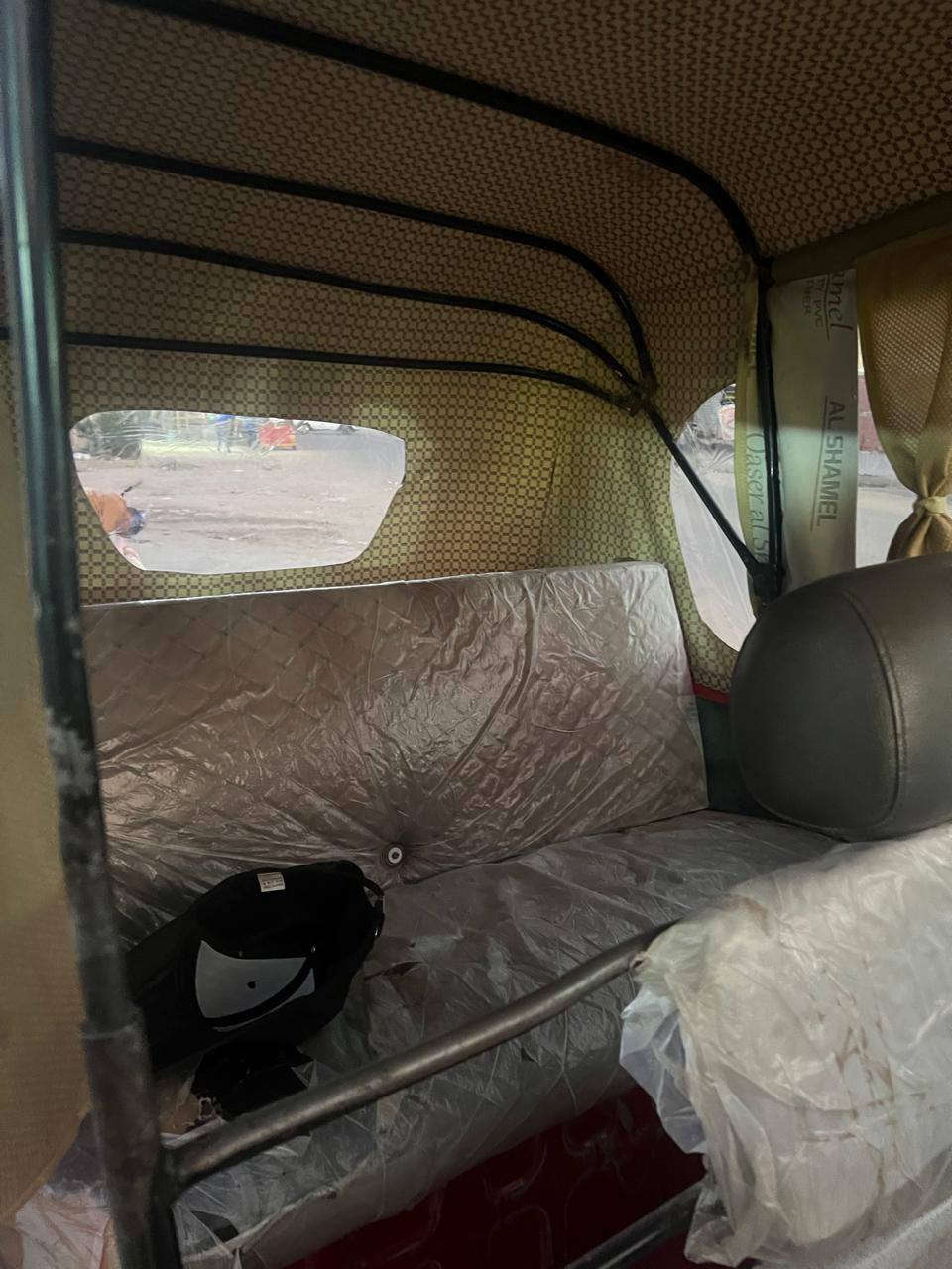 سلام عليكم تكتك للبيع موديل 18اوراق كامله ومكينه جديده مال 21تخم تاير جديد تكتك حلوه  خير من الله ما ذب عليهة ربع كامله علئ اربعه وعشرين حبايه كهربائيات كلهة كامله لسعر 3300 تره سعر كلش رخيص للستفسار اتصل علئ ***********بي واتساب
