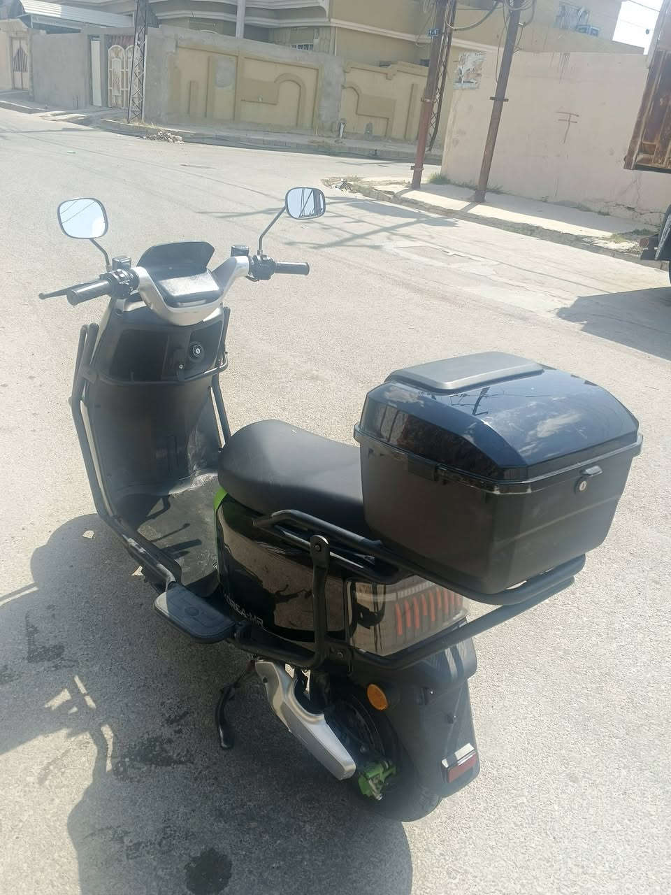 السلام عليكم للبيع ماطور شحن نظيف حيل السعر 900 وبي مجال رقم الهاتف ***********
