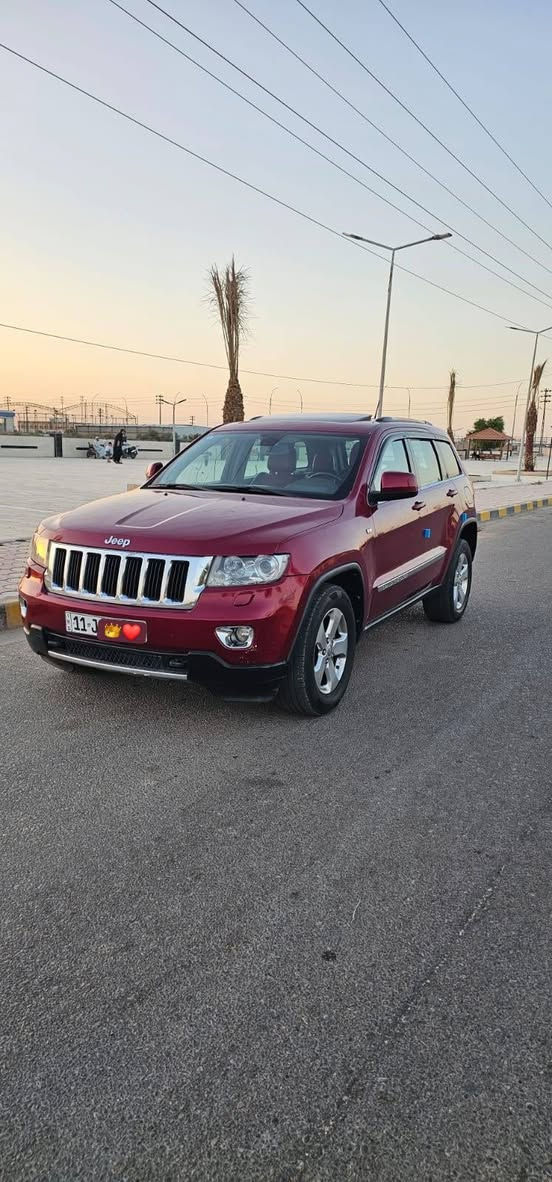 يالله بسم الله الرحمن الرحيم
سيـارة جيـب موديـل 2013 رقم بغداد سيارة كارتون الله شاهـد 
تخم تايـر جديد

 ويل كب جديد

 فتحـة سقف 
شاشـة كامـرة 

سيارة انته تجي تكلب وتشوف بعينك احلئ من الصـور 

للاستفسار اكثر الاتصال عل الرقـم: ***********
