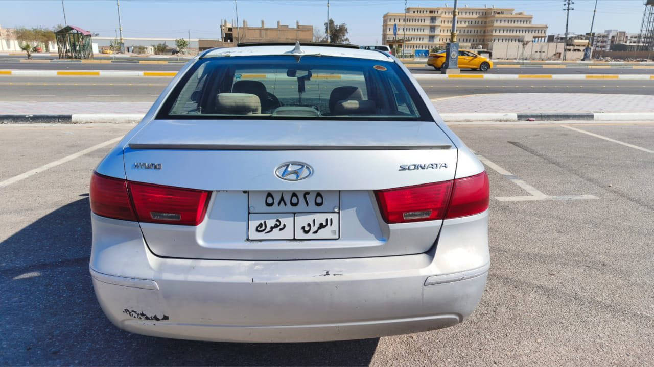 يا الله 
السلام عليكم.   رمضان كريم 

سوناتا موديل 2010
وارد أمريكي كلين بدون حادث بيها شويه تكشير بداية القماره 
السياره بدون أي حادث ولا صبغ 
جاهزه كير مكينه حداديه امامي وخلفي كله جديد 
تخم تاير جديد 
كهربائيات كلها شغاله 
السياره الف ما تصرف عليها 

رقم دهوك تحويل تريد وكاله 

بيع أو مراوس حسب القناعه 

السعر 115 وبيها مجال بسيط 

مكان السياره كربلاء.            الخاص مغلق 
أي استفسار اتصل 

***********
