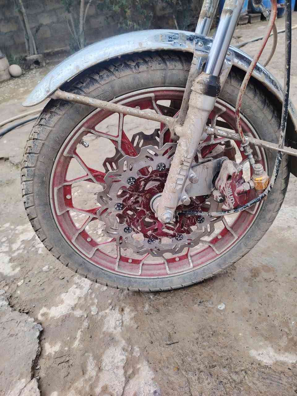 السلام عليكم 
ماطور سونگ 2025 منفيس محرك شرط حجم المحرك 200 كهربائيّات شغاله ال سعر 750 وبي مجال 
مكان الشرقاط الايسر عويجيله ***********
