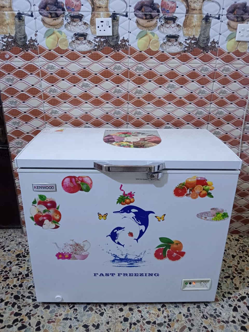 ثلاجه ١٨ قدم نظيفه جدا السعر ٢٠٠ مجمده ١٢ قدم ١٧٠ الشراي خاص يوجد توصيل


**إذا كنت صاحب هذا الإعلان وتريد حذفه لأي سبب، رجاءا أرسل رسالة إلى الدعم الفني**