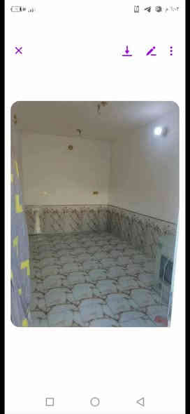 دار للإيجار  ..مساحة 120 متر. 
 إيجار  175 ألف ... الموقع: شارع المطار القديم، قريب من أسواق عسولة... غرفة وصالة واستقبال ومطبخ حمامات داخلية وخارجية.
كلوله من طرف علي علي امانه ابو فاضل 
للاستفسار ***********
