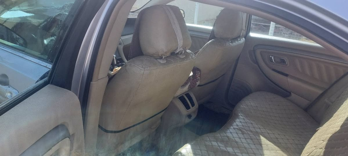 فورد تورس ٢٠١٣ خليجي شركة نيفا بيه قطعه وحده الباب الخلف السائق كير ومكينه بشرط كشنات اماميه كهرباء كود باب السائق رقم سليمانيه الجديد صدر امامي خلفي جديد تبريد ثلج حساسات وكامره خلفيه السعر ١١٥ الاتصال ع الرقم ***********
