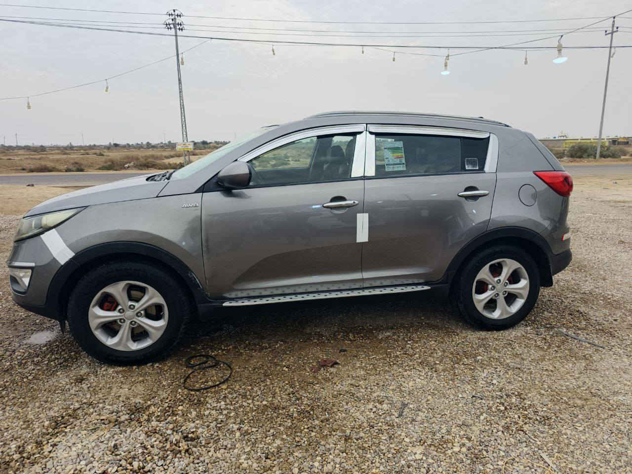 للبيع او مراوس حسب القناعه ؟ 
كيا سبورتج ٢٠١٤ رقم ذي قار
خليجي
لون رصاصي 
مكينه دوش ٢٠٠٠ 
تبريد ثلج 
مكفوله من التبديل والضربه 
فقط بيها صبغ اثر شخوط 
سياره جاهزه ومابيهه نقص 
السعر
145
واتساب ***********
