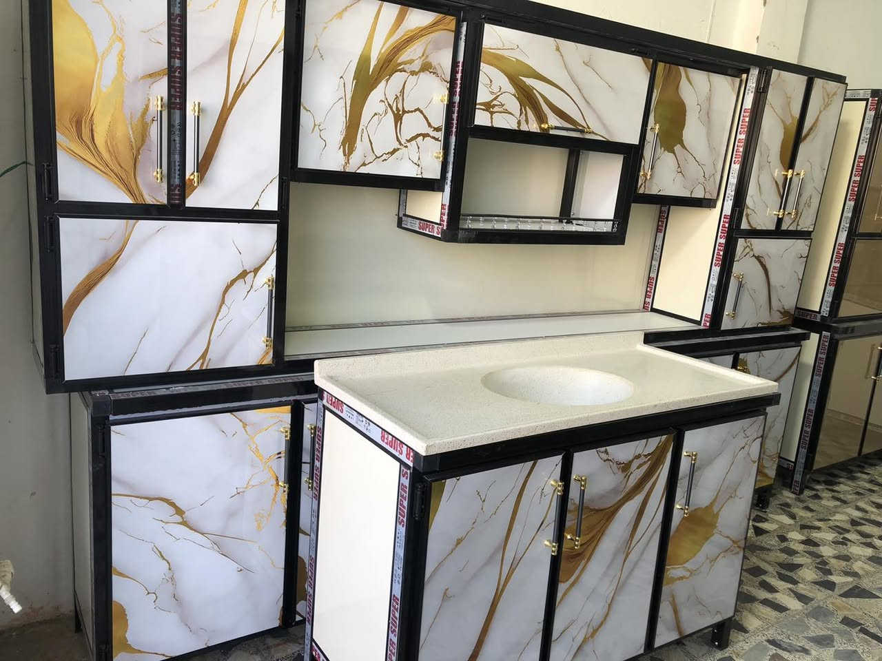 الكاونترات المتوفره في معرض السلطان وبكل القياسات والوان متوفره 
العنوان واسط قضاء النعمانيه حي العسكري مجاور فلس ونص من قرب ابو الجود كلشي موجود 
***********
***********
