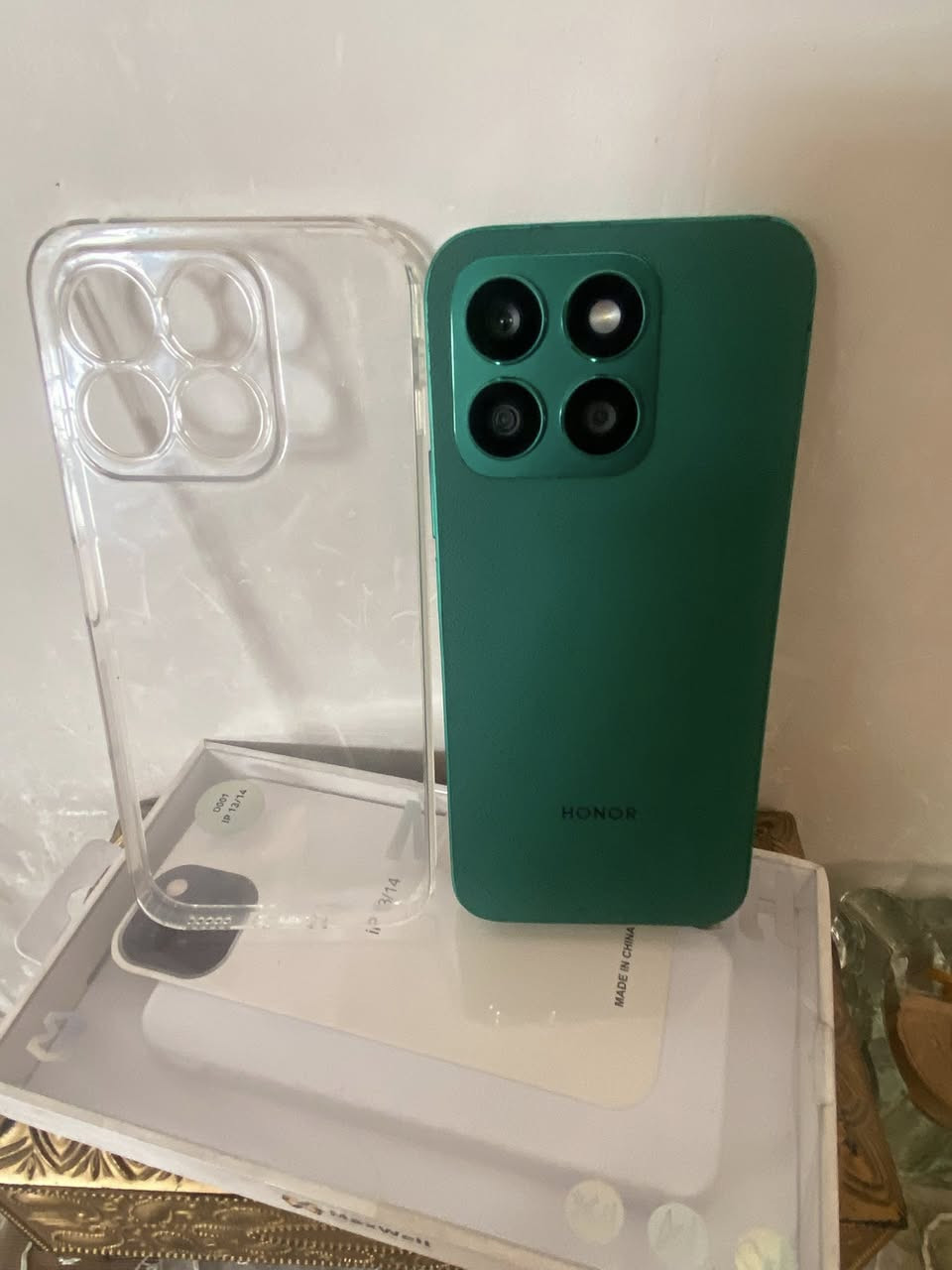 سلام عليكم Honor x8b ذاكره 256جهاز كله شغال فقط مستبدل كامره قيم بس لتكسر جهاز نضيف لمسه سريع معالج Snap Dracon 680جهاز كلش حلو ***********رقمي دز سعرك وذا عجبني بلعافيه عليك وجهاز بدون ملحقات فقط الجهاز ول كفر وبي لاسق حمايه وشراي يدخل خاص ويدلل ❤️
