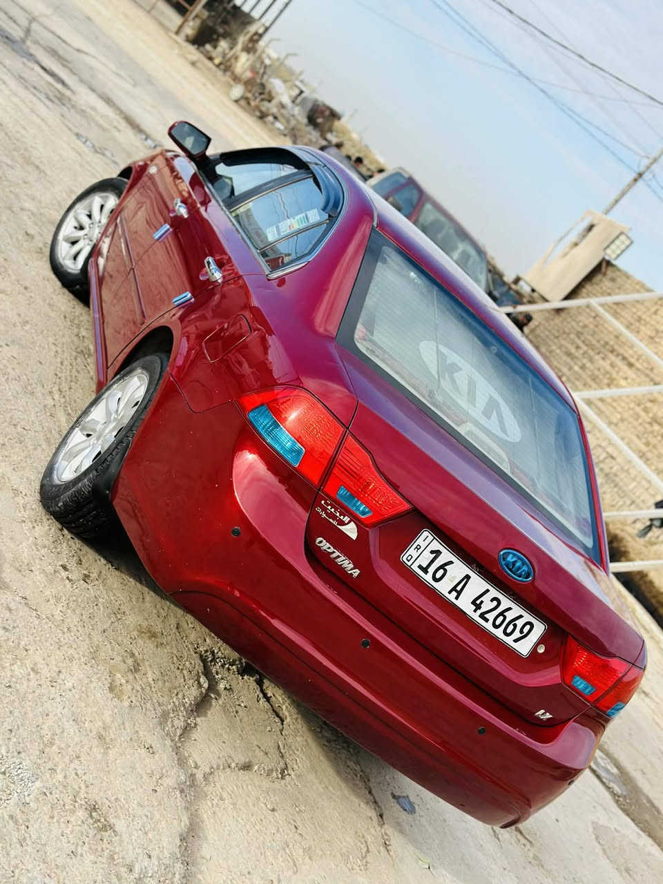 السلام عليكم شباب اوبتما 2010 السيارة جاهزه كلش السيارة احله من الصوره السيارة جاهزه كير ومحرك وتخم تاير وحداديه السيارة بيهه قطعتين تبديل والباقي كفاله اذا ابيه بكد الشبر عليه السيارةخليجي محرك2400   مكان السيارة الديوانية الاستفسار على هاذه الرقم ***********
