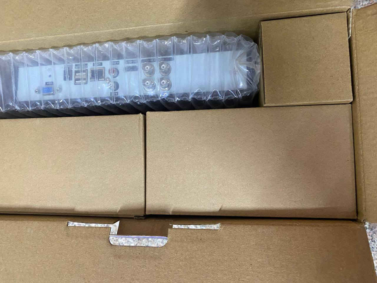 سلام عليكم  من رخصت الادمن كت كامل جديد نص تيرة بل كارتون بعدة جديد واريد ابيعة بسعر مناسب ***********
مكاني حي جهاد
