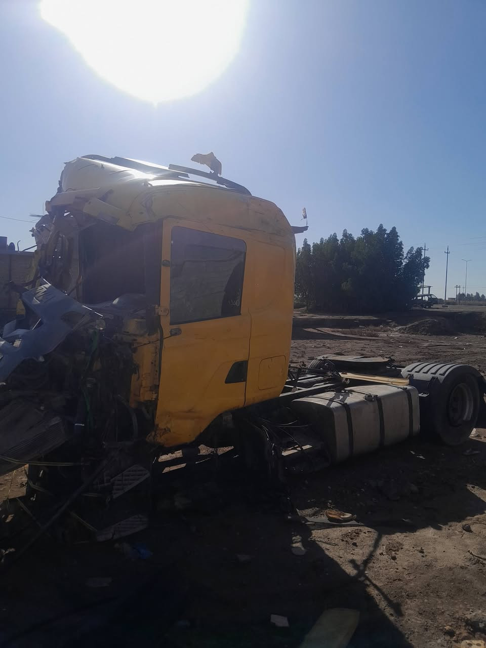 سلام عليكم اخوان سياره    2004سكانيه متضرره بسبب حادث مكينه انجكتر  كير محرك اكسن كفاله رقم للسفسار الاتصال ***********
