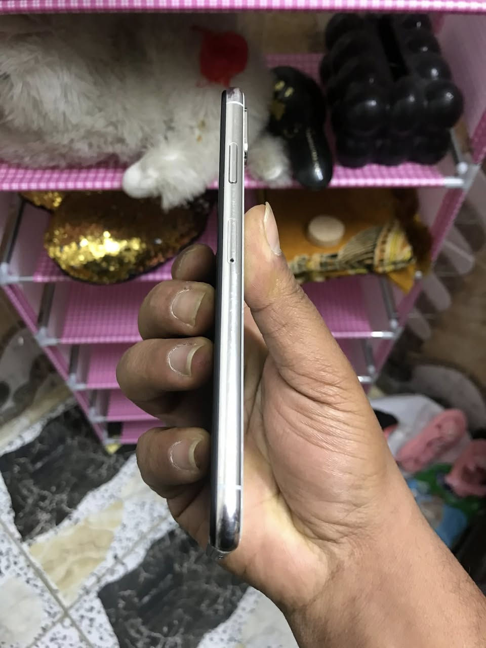 السلام عليكم
Xs Max

ذاكرة 64

بطاريه 79

نموذج M شرق اوسط عربي 

مكفول ما مبدل بي شي 

فقط ظهره مفطر وفطر بسيط بالكلاس مال الشاشه من فوك

للبيع أو مراوس ب150 ومجاله بسيط جداً

مكاني الشعب شارع الصحه 

رقمي ***********
