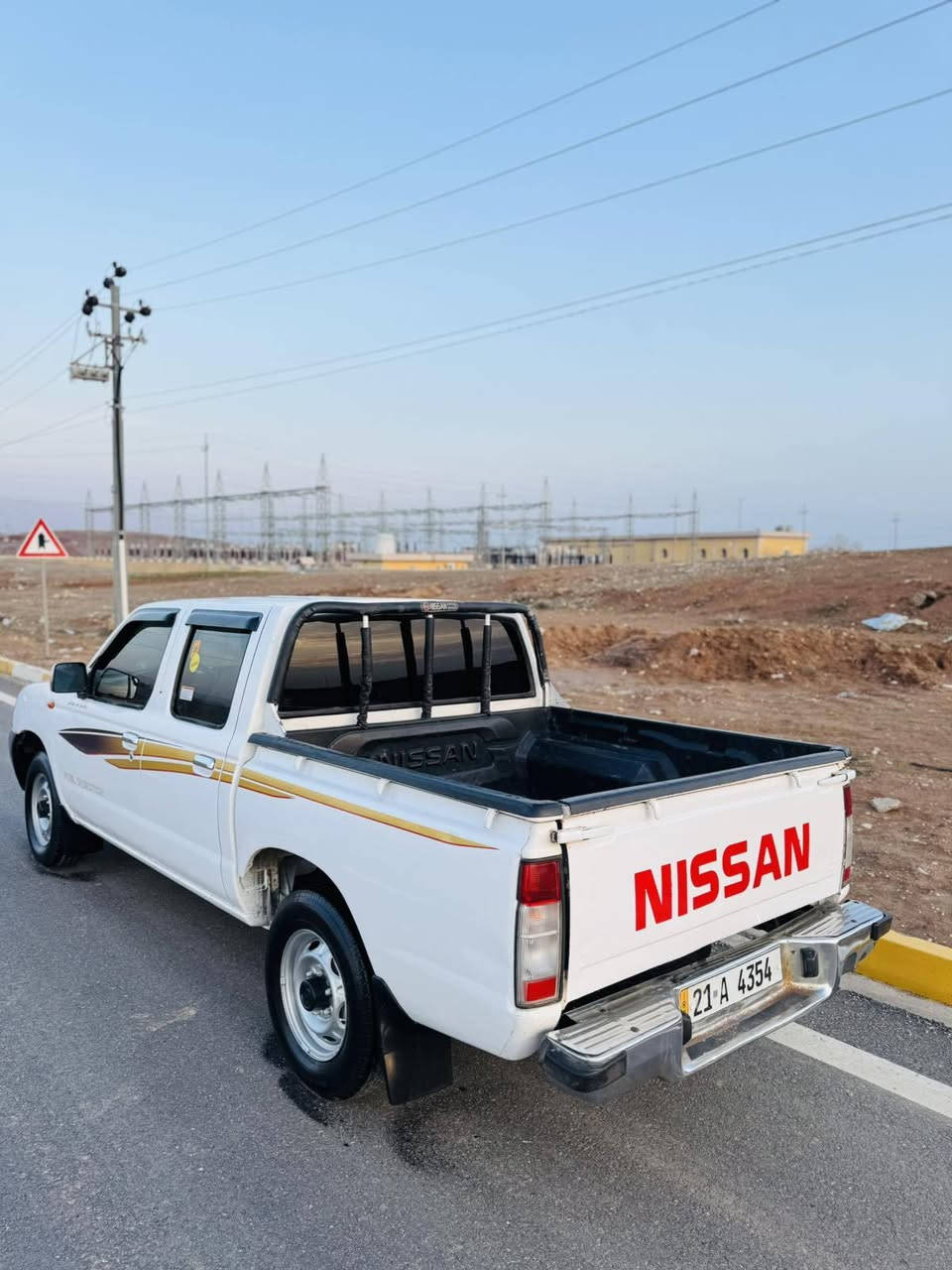 *********** /*********** نيسان ده بل موديل 2009ياباني اسلي  بارجه ره شه له سه ر ساغي بودي بيلاديه ده عم ليدراو ي نيه مه كينه نه كراوه ته وه سه نه وي تا 2027تازه يه هه زه تازه يه مه كينه گيرو ته بريد به شه رته ته حويل و وكاله به شه رت مال دوسته كويسينجاك, أربيل
