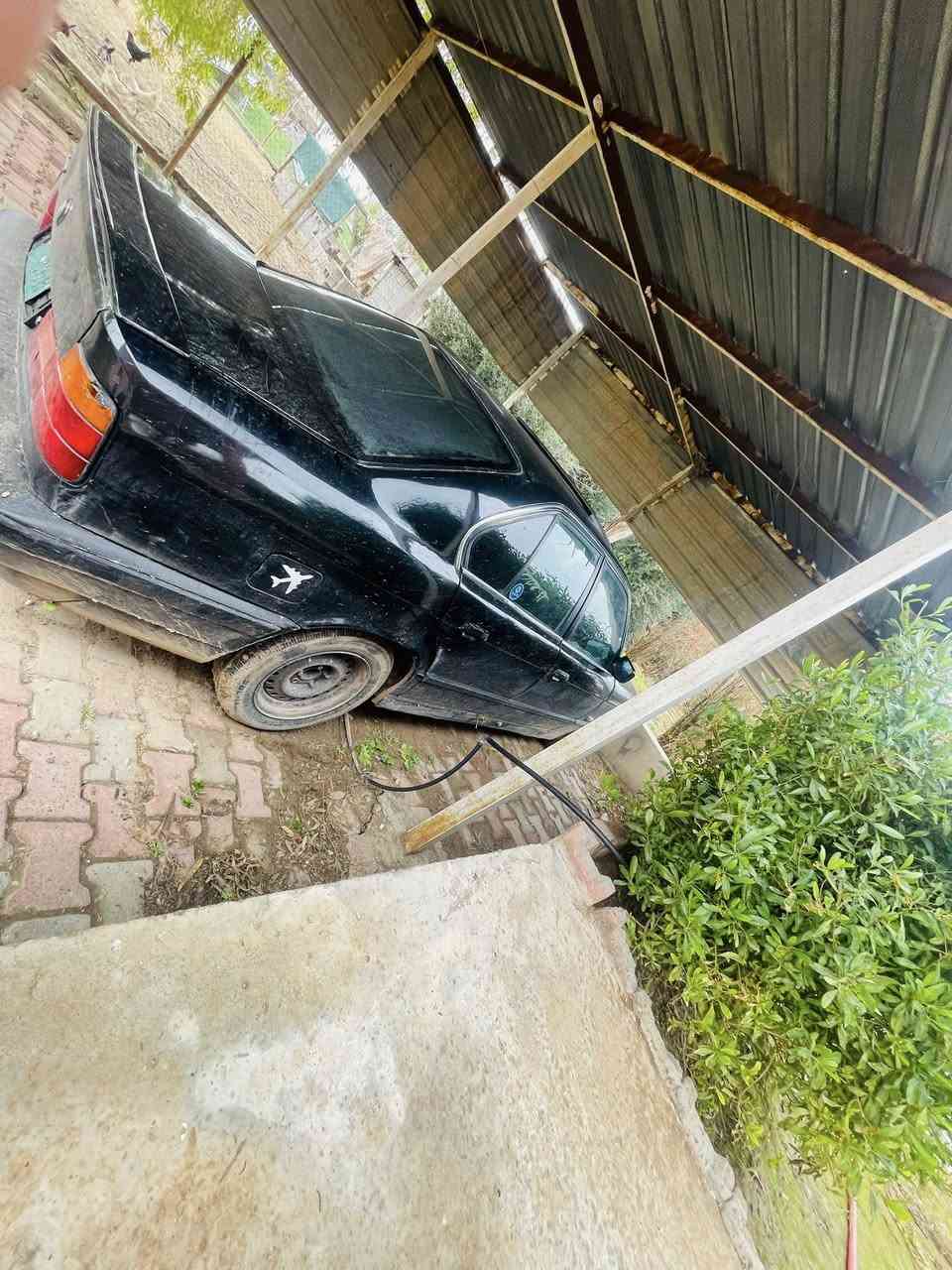 520 موديل92 كيار عادي محرك وكير بشارط. 4 جام كهربا سلايت. بدون حادث. سعر ٣٢ مجال ***********
