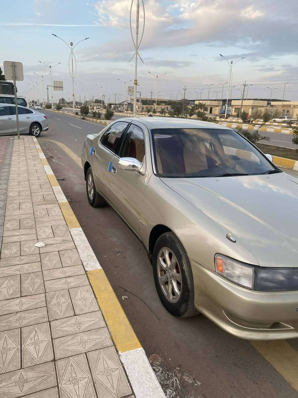 سلام عليكم كرسته 1993 كفاله من الكصاء ونقل الجثه والعيب الشرعي والضربه والتبديل  والصبغ كفاله محرك فيفيتي فيشه وحده توني شاده كير جديد اكسن حداديه كارتون تبريد شغال تخم تاير جديد كهربائية شغاله رقم بغداد مشروع وطني سنويه جديده مداور ثاني يوم مكاني الناصريه السعر 65 الرقم ***********
