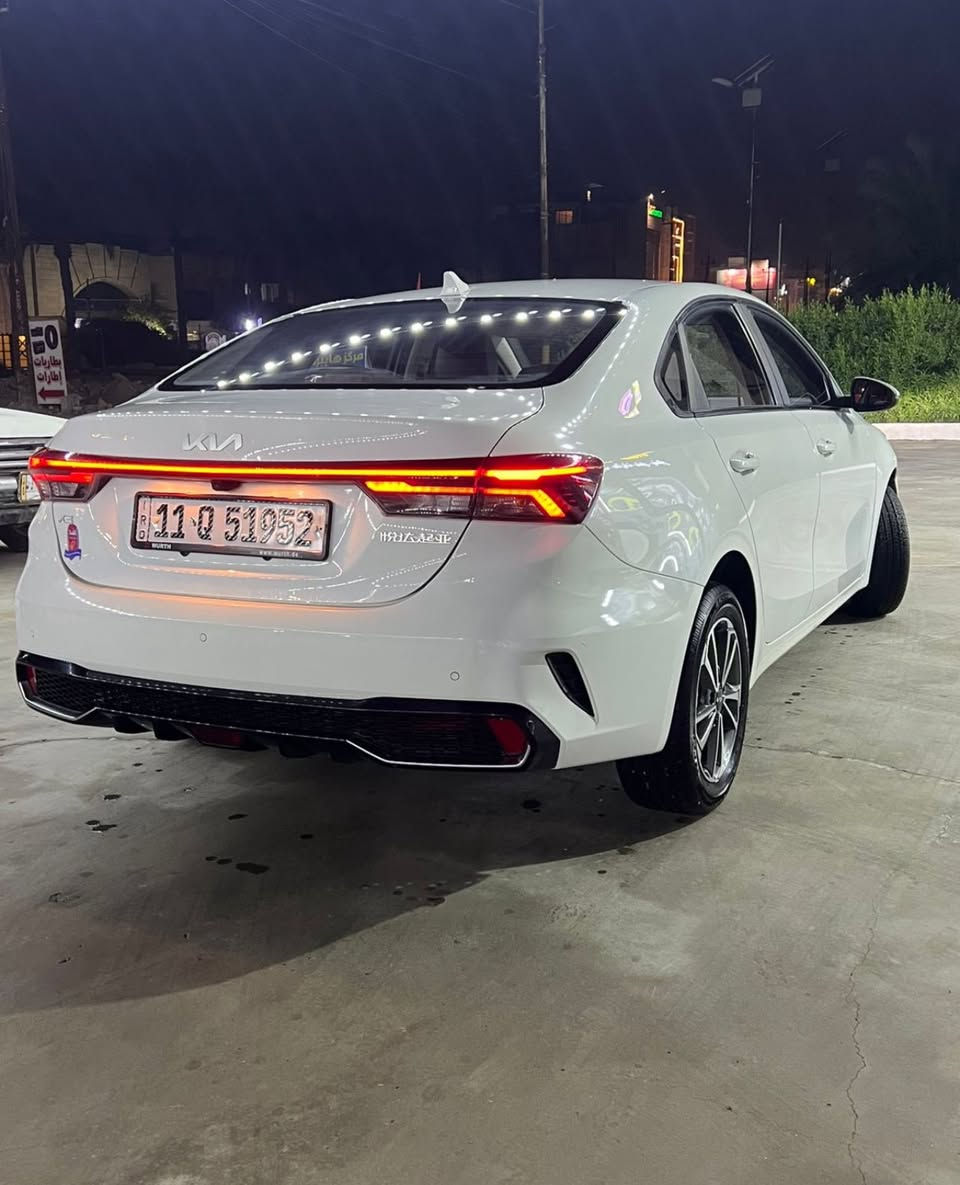 2024 KIA K3  

 رقم بغداد

عداد المسافه31الف KM 
تجميع صيني محرك 1500 دبل نوزل
مكفوله كفالة عامه من ااضربه او صبغ او التبديل
 

بصمه تشغيل 

حساسات اماميه خلفيه 

كشنات جلد 

تبريد بيانو

وضعيات قياده 

مرايه تعتيم

ويل كب 

لايت زينون

اشاير بالمري 

سلايت 

بكلايت ليد 

باقي مواصفات الفول معروفه 
 

السعر145بيها مجال بسيط

مكان السياره بغداد الغزاليه***********

