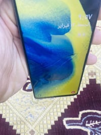 سامسونك s10 العادي انطيني سعر واخذه بي فطر صغير بلشاشة  sim خطوط2 ذاكر...