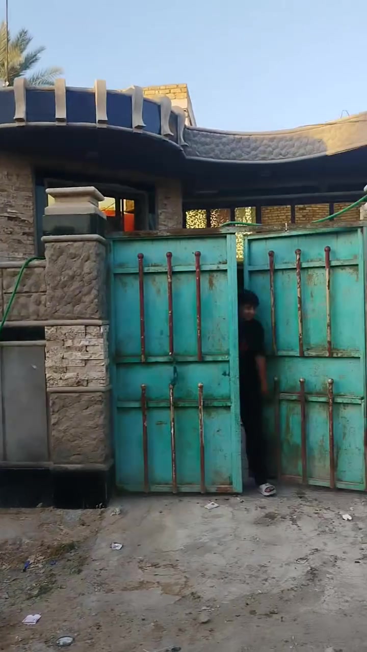 سلام عليكم بيت للبيع 200 متر الجديده بلبستان سيد حبيب بناء حديث طابوك رقم *********** طابو زراعي سند 25
