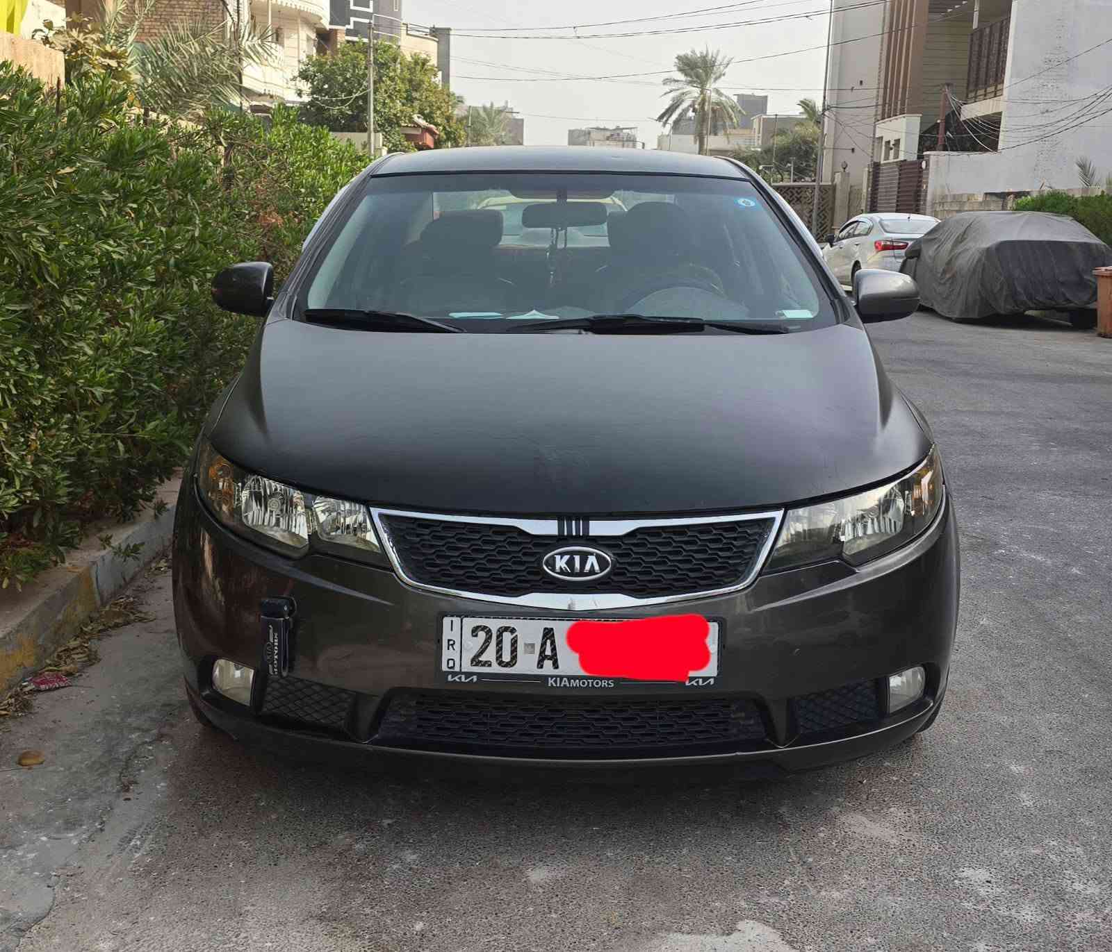 كيا فورتي ٢٠١٣  ضرتها بالجنطه الباقي جراد السونار بالصور السعر ٨٣ 
***********
