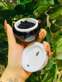 كريم كافيار • كولاجين بحري • مضاد تجاعيد