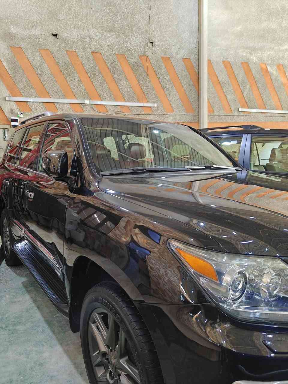 سنه سعيده عليكم
لكزز 2015
بريم فول

مواصفات ٣ شاشات 
داخل قرميدي 
فول الفول

ماشيه 122 ألف 
مكفوله فقط أماكن بارد
رقم بغداد دولي باسمي تحويل مباشرة 
440 ورقه وبيها مجال 
أي استفسار 
***********
مكان بغداد البياع
