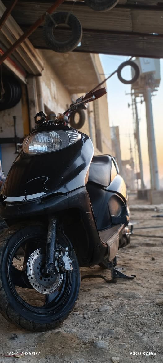 سلام عليكم دراجه سبيسي رياضي للبيع
فقط تزويد خارجي لدارجه وكاله عامه ما بيه اي عطل 
مكاني لكوت حي الجهاد 
رقمي ***********
