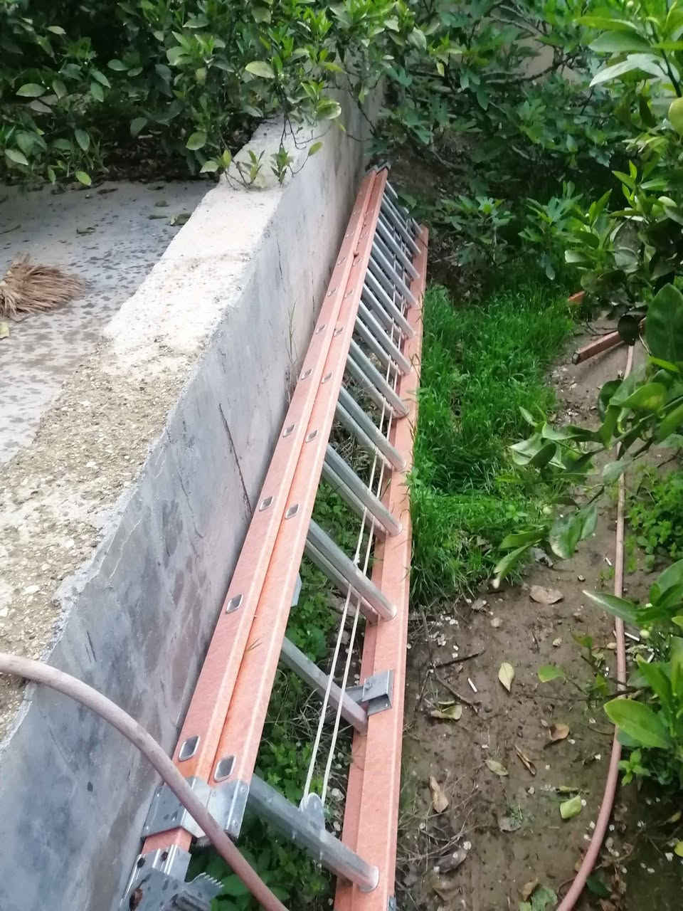 السلام عليكم ورحمة الله وبركاته
يوجد سلم طوله ٨ امتار للبيع
السعر 250 الف


**إذا كنت صاحب هذا الإعلان وتريد حذفه لأي سبب، رجاءا أرسل رسالة إلى الدعم الفني**
