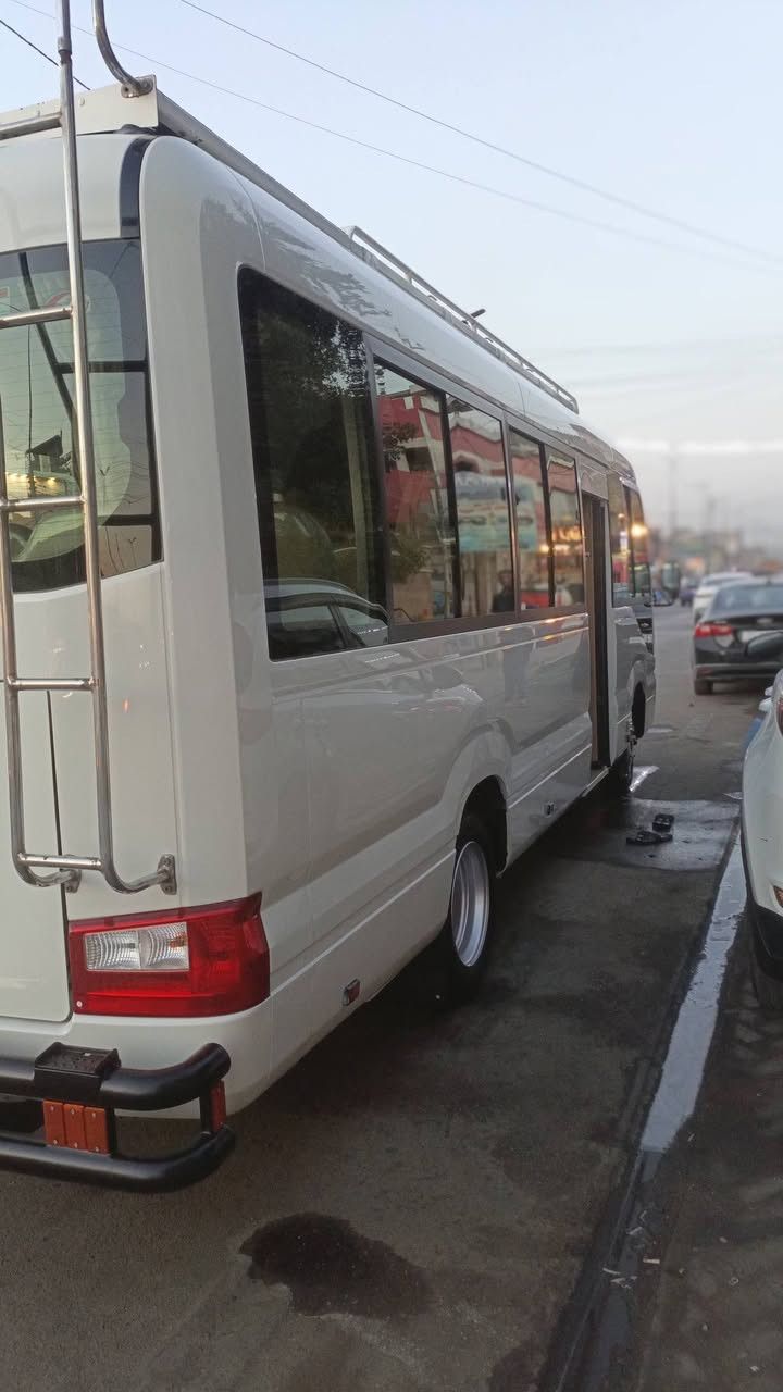 السلام عليكم كوستر موديل 2017 سياره باسمي رقم سليمانيه تحويل ثاني يوم سياره قلاب عصام دروعه عصام سيباي عصام السياره كلها عصام تخم تاير جديد سياره كامله الاخير دوشه معاهم سياره بيها صبغ شي بسيط ورا الباب السائق مكانها بغداد حيور تبريد محور خير من الله وبيها وصل خط بحث استفسار ***********
