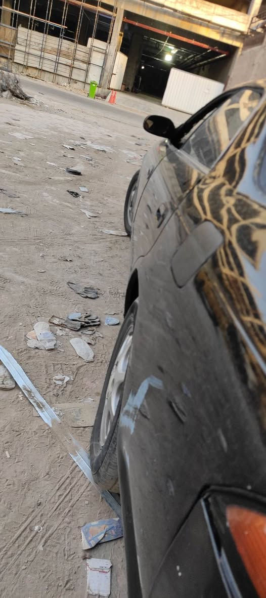 السلام عليكم 
مارك نفخ موديل 95
للبيع السيارة كصه جنطه فقط رقم بغداد حداديه جديديدة دواخل جديده باقي التفاصيل خابر وتشلع عيوني سيارة سعره 35قفل وهذا رقمي *********** مكاني ديوانيه قضاء غماس للمعلومه الويل بدلته بعادي فقط
