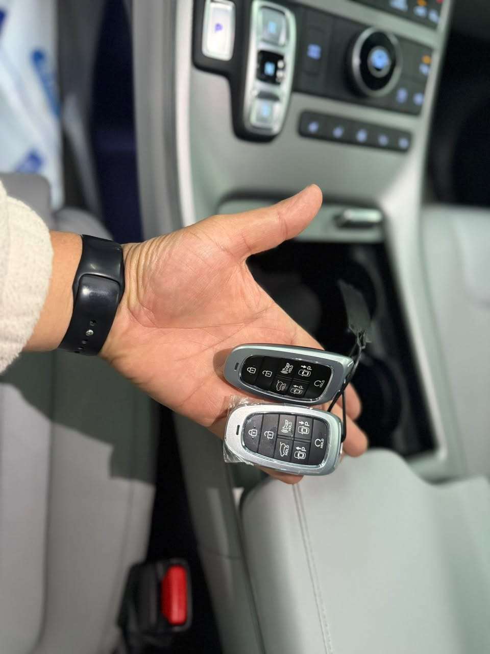 رقم 5️⃣

🚙 هيونداي بليسايد 2024 🚙

✅ فئة limted _لمتد بمواصفات عاليه  
 
✅ وارد كوري

✅ (كلين تايتل) كفالة عامة
 
✅ مدة الوصول شهر 

تدخل على كتاب ذوي الشهداء✅ او حجز مسبق بدون كتاب
 
للحجز مراجعة الشركه :

📍 العنوان : بابل – الشوملي 

📞 للاستفسار عن  السعر وباقي التفاصيل 👇

*********** 

اوقات الاتصال من التاسعة صباحاً الى التاسعة مساءً لطفاً
