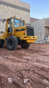 شفل للبيع كاوسكي حجم 60 zv نضيف للتفاصيل 07830995082 رقم بغداد اصل 200...
