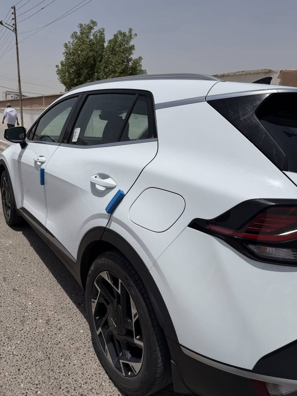 سبورتج 2025 خليجي ماشية 35000km  رقم اربيل
مواصفات فول عدا الفتحة
تدفئة كشنات وستيرن
السيارة كفالة عامة فقط طخة جداً بسيطة بالباب موضحة بالصورة
215 وبيها مجال بسيط 
مكانها بالبصرة
--------------------------------------

0783 326 8881
-----
